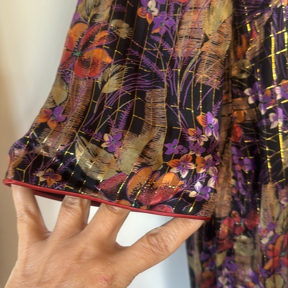 💕Vintage 💯Silk Chinese Cheongsam Floral Print, Gold Thread 8 EUC - Picture 4 of 13